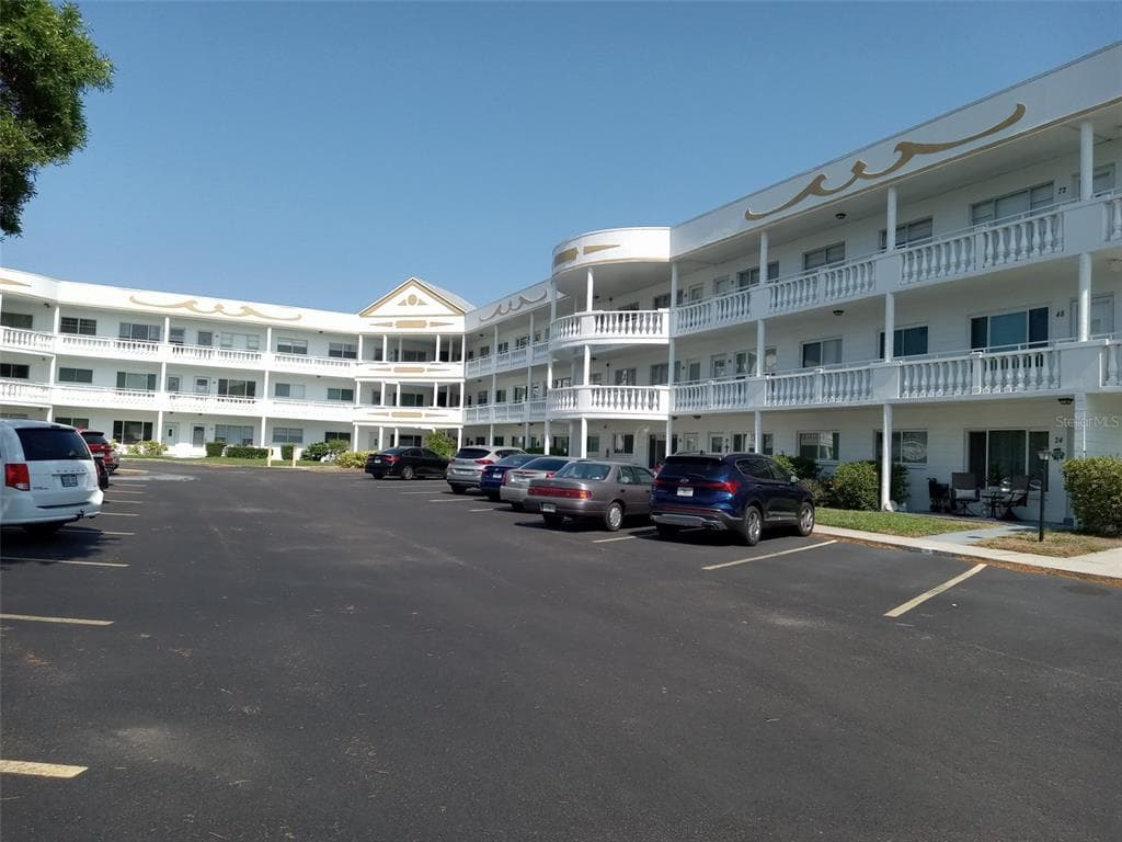 2428 COLUMBIA DRIVE UNIT 64 CLEARWATER, FL 33763