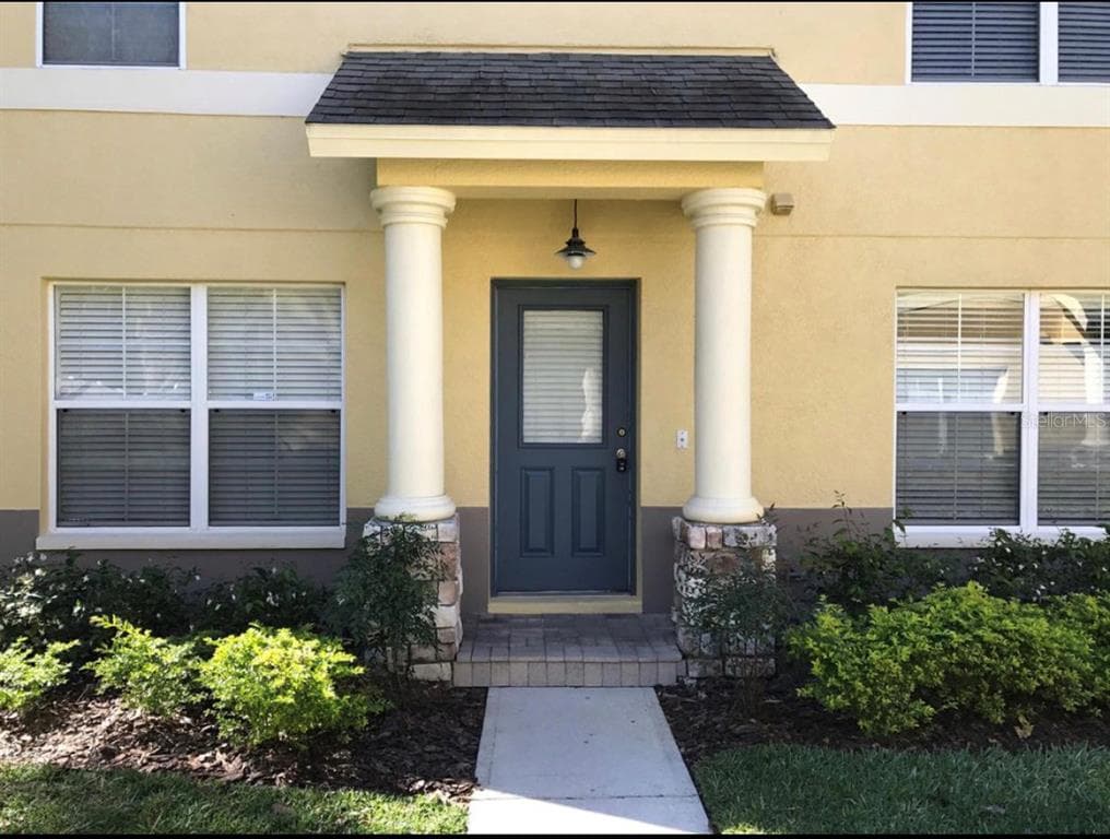 219 PENMARK STONE PLACE VALRICO, FL 33594