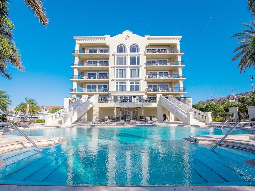 202 WINDWARD PASSAGE UNIT 207 CLEARWATER, FL 33767