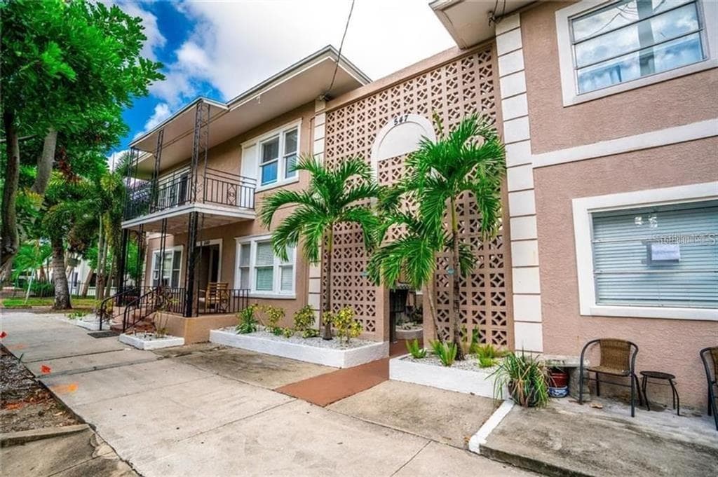 535 2ND STREET N ST PETERSBURG, FL 33701