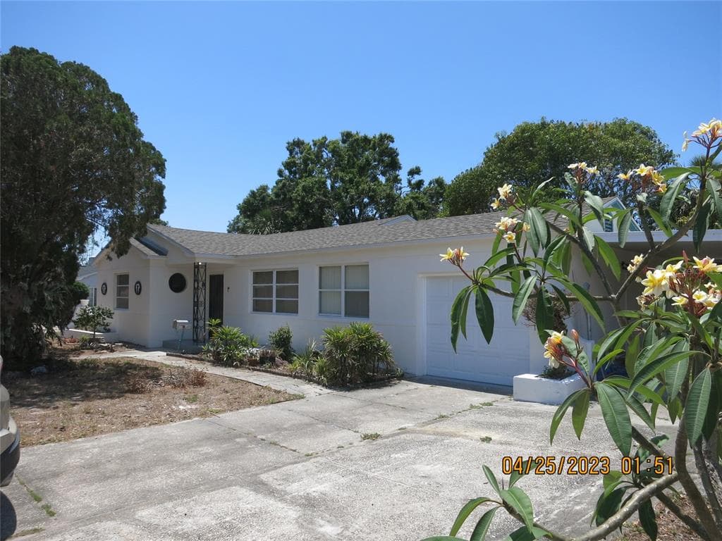 545 MADISON STREET S ST PETERSBURG, FL 33711