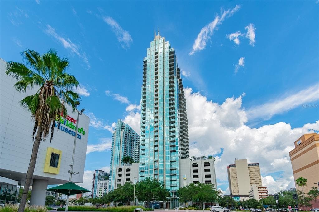 777 N ASHLEY DRIVE UNIT 1005 TAMPA, FL 33602