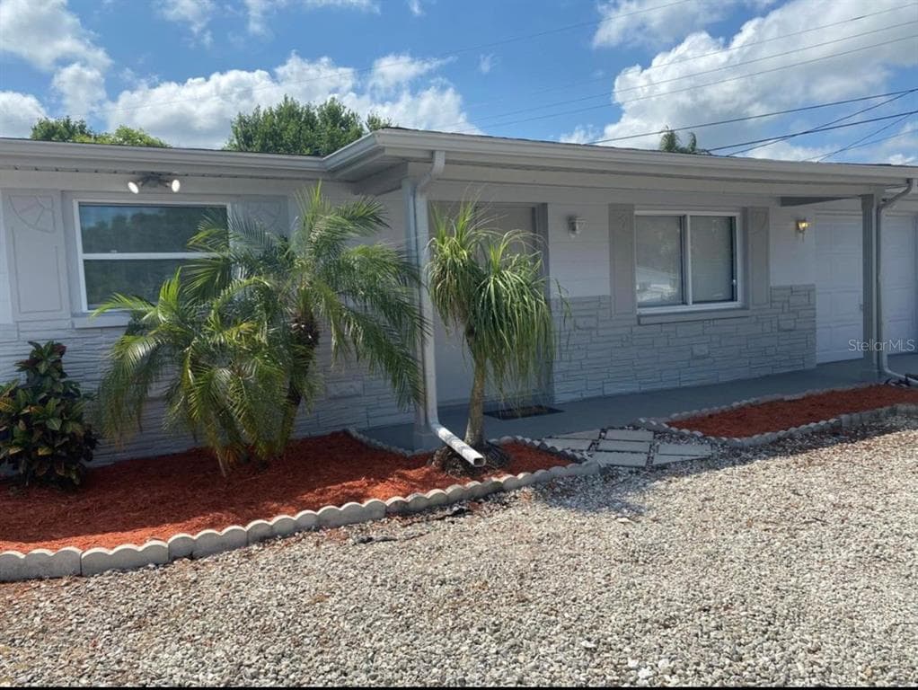 4719 BONTON DRIVE