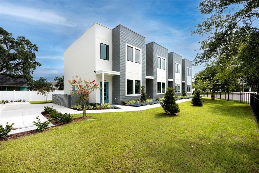 2108 E 22ND AVENUE UNIT 2 TAMPA, FL 33605