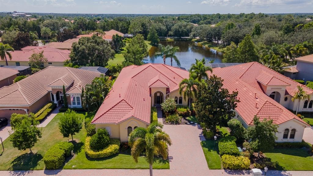 7418 MIZNER RESERVE COURT LAKEWOOD RANCH, FL 34202