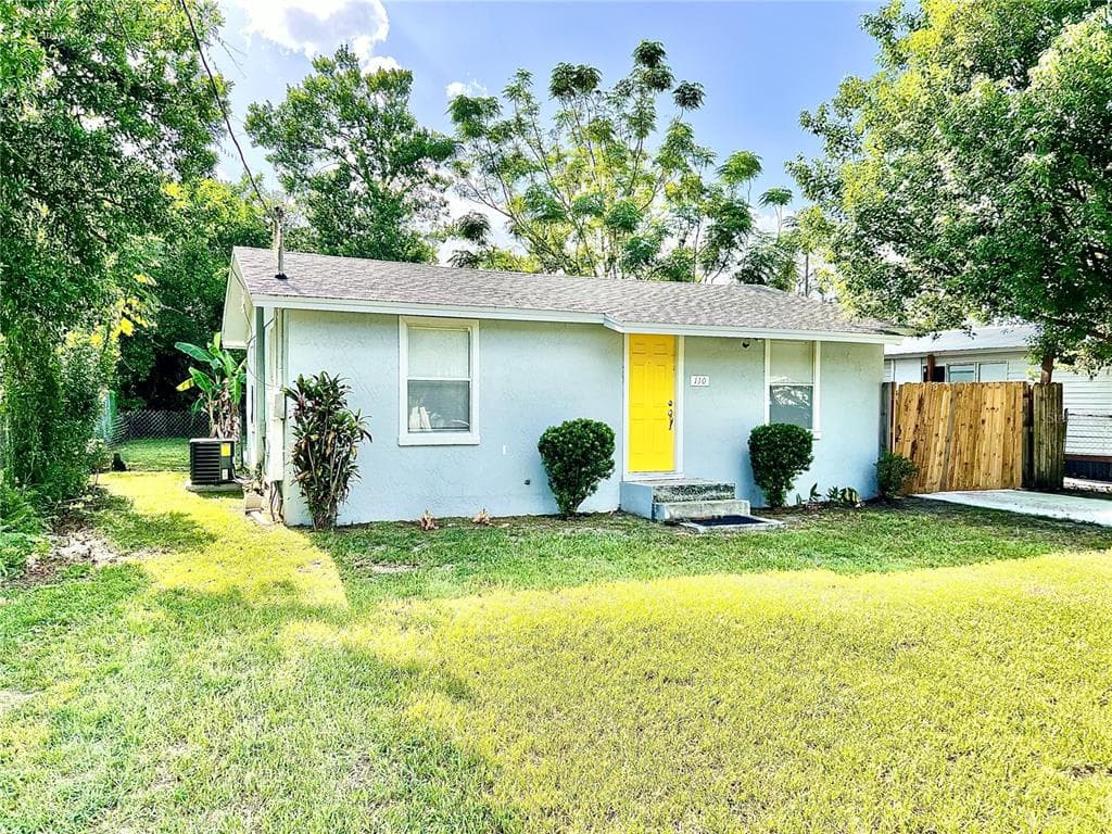 110 OLEANDER AVENUE AUBURNDALE, FL 33823