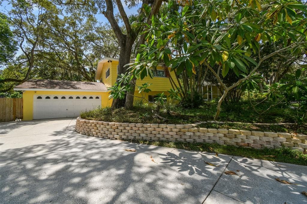 3325 SAN BERNADINO STREET CLEARWATER, FL 33759