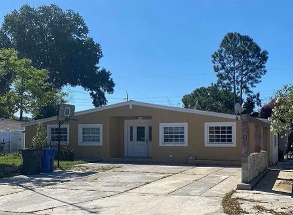 4406 W PARIS STREET TAMPA, FL 33614