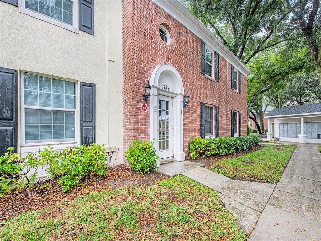 13828 ORANGE SUNSET DRIVE UNIT 203 TAMPA, FL 33618