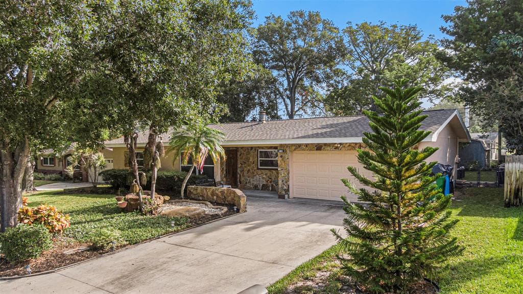 1621 BRAUND AVENUE CLEARWATER, FL 33756