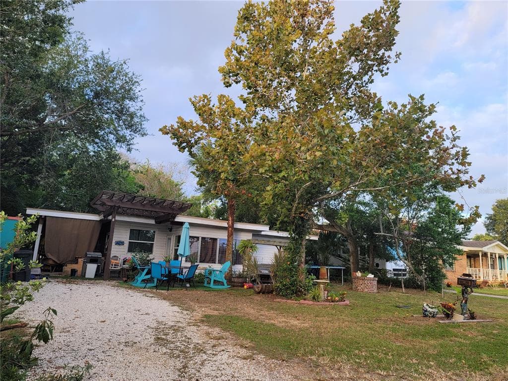1624 CORDOVA AVENUE HOLLY HILL, FL 32117