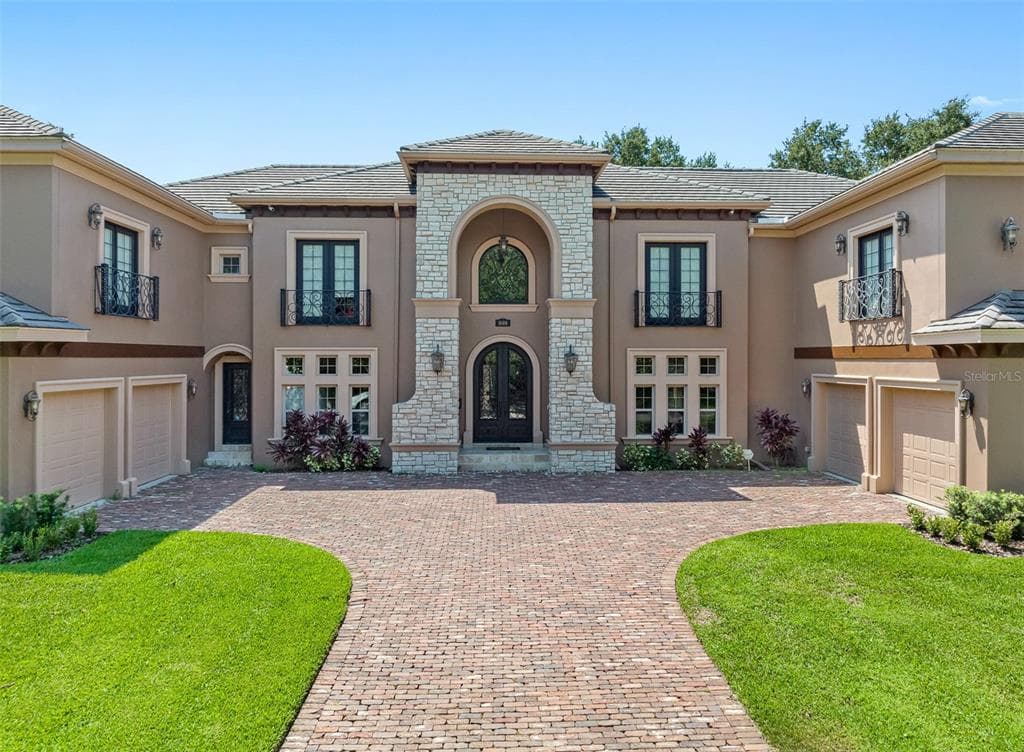 1604 CULBREATH ISLES DRIVE
