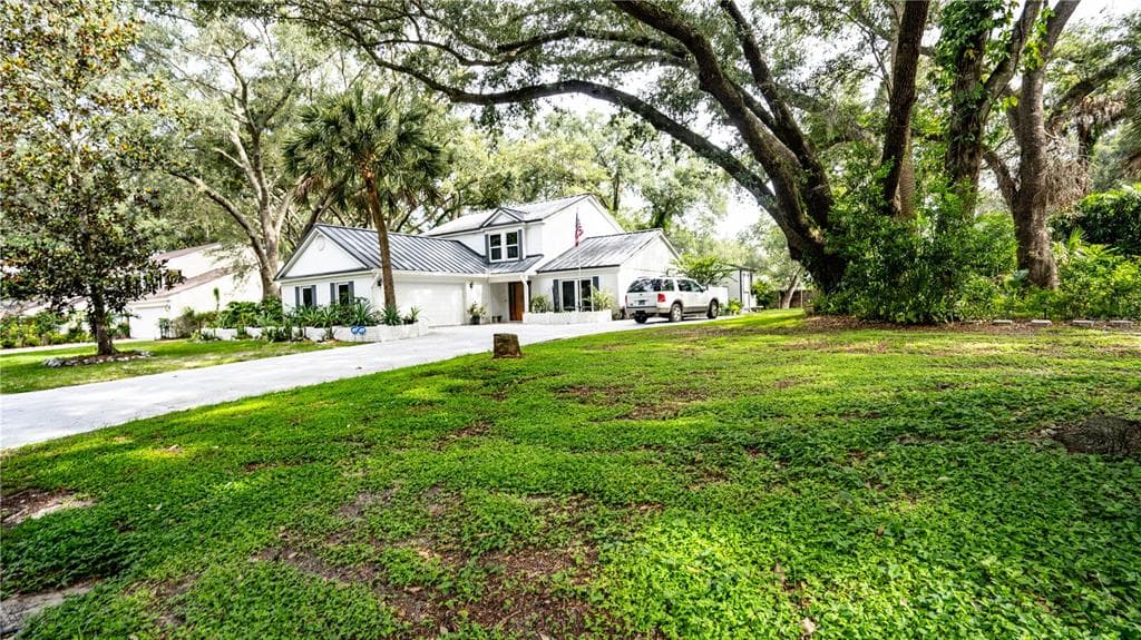 308 BRYAN OAK AVENUE