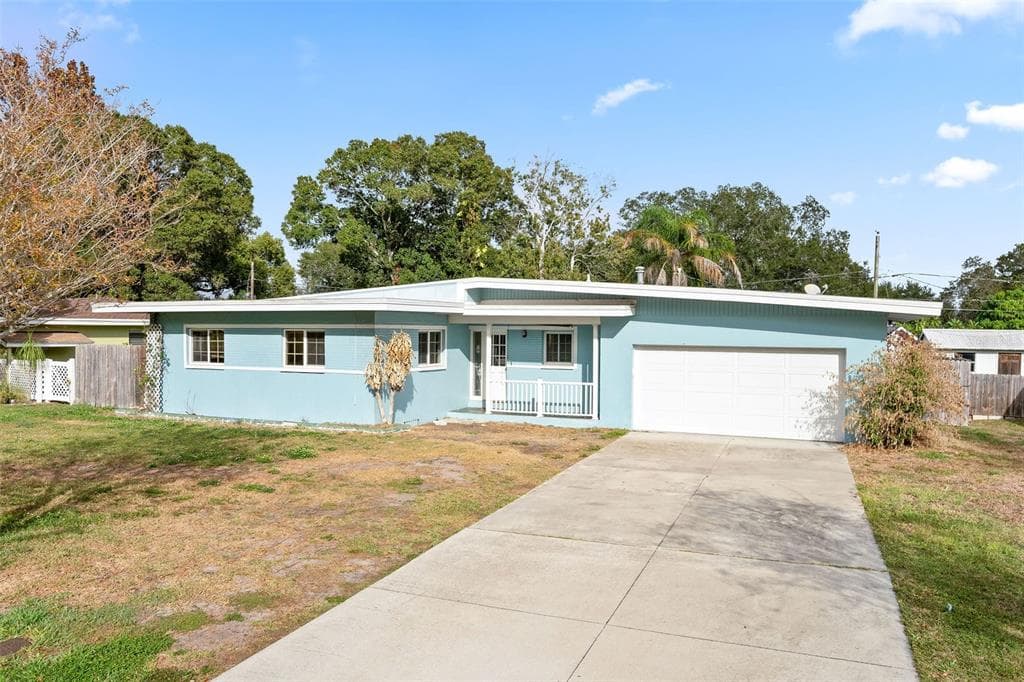 1501 S BETTY LANE