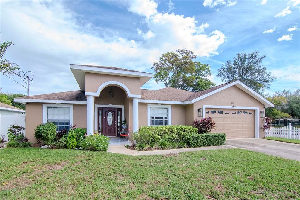 2001 N LINCOLN AVENUE TAMPA, FL 33607