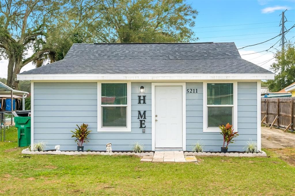 5211 RIDGE STREET ZEPHYRHILLS, FL 33542