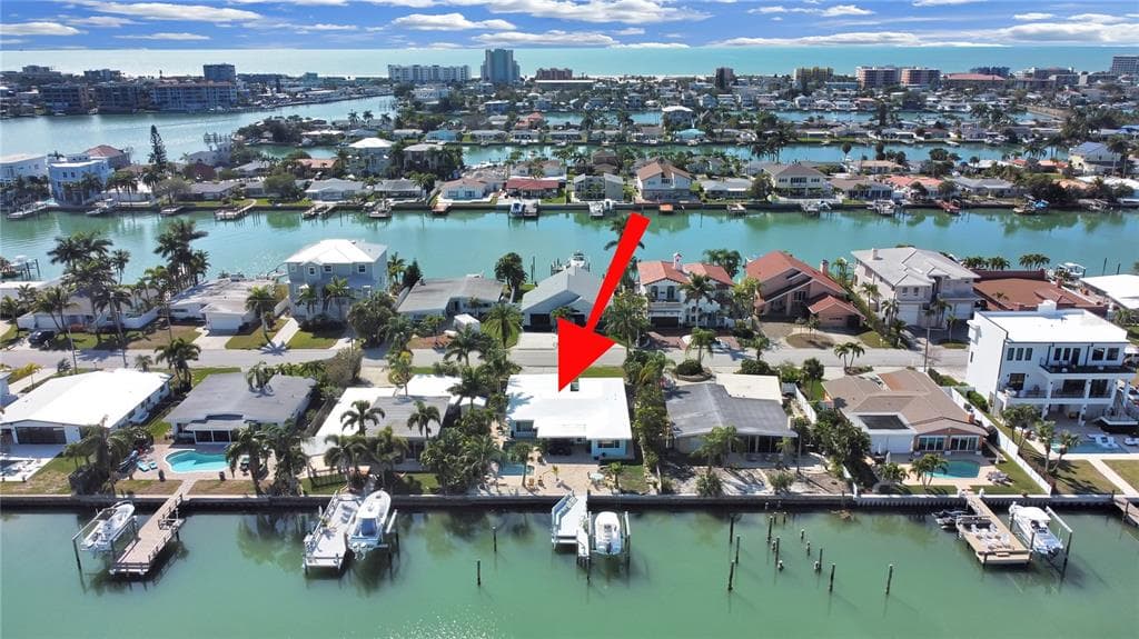 11305 6TH STREET E TREASURE ISLAND, FL 33706