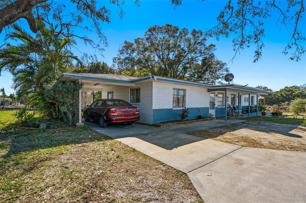 1764 S DR MARTIN LUTHER KING JR AVENUE CLEARWATER, FL 33756
