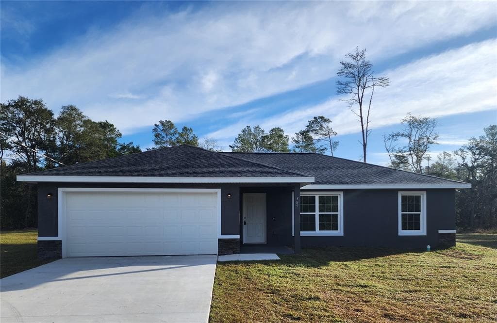 389 FISHER ROAD OCKLAWAHA, FL 32179