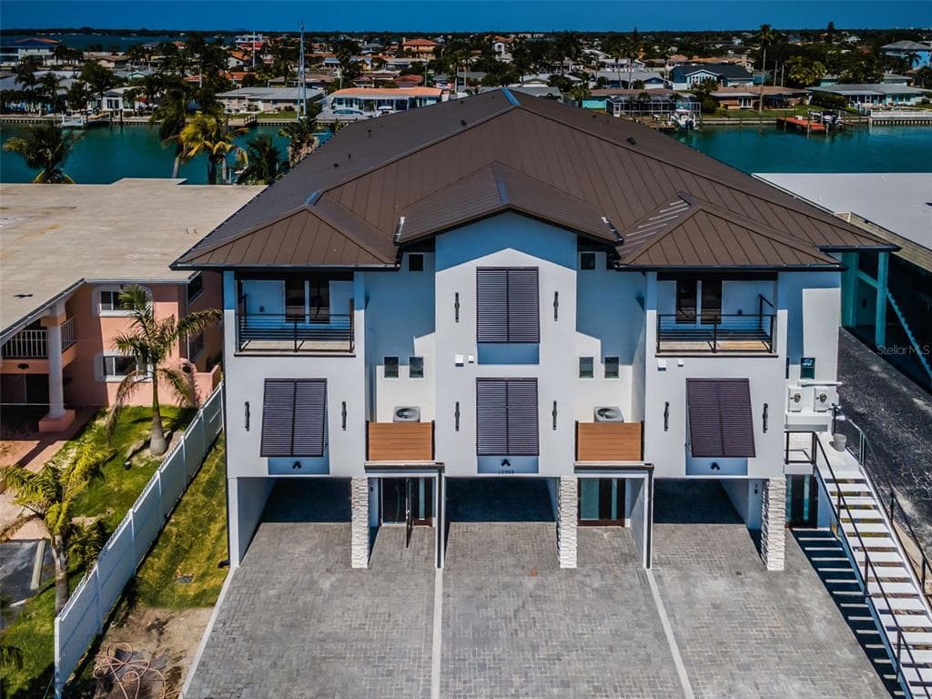 12305 3RD STREET E UNIT 1 TREASURE ISLAND, FL 33706