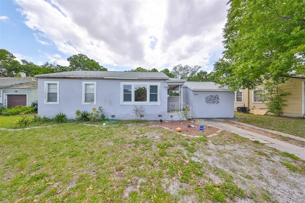 1006 W BEACON AVENUE TAMPA, FL 33603