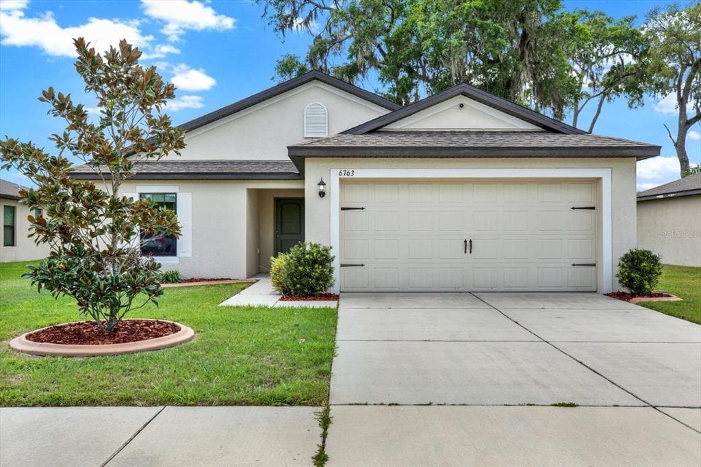 6763 REDBAY DRIVE BROOKSVILLE, FL 34602