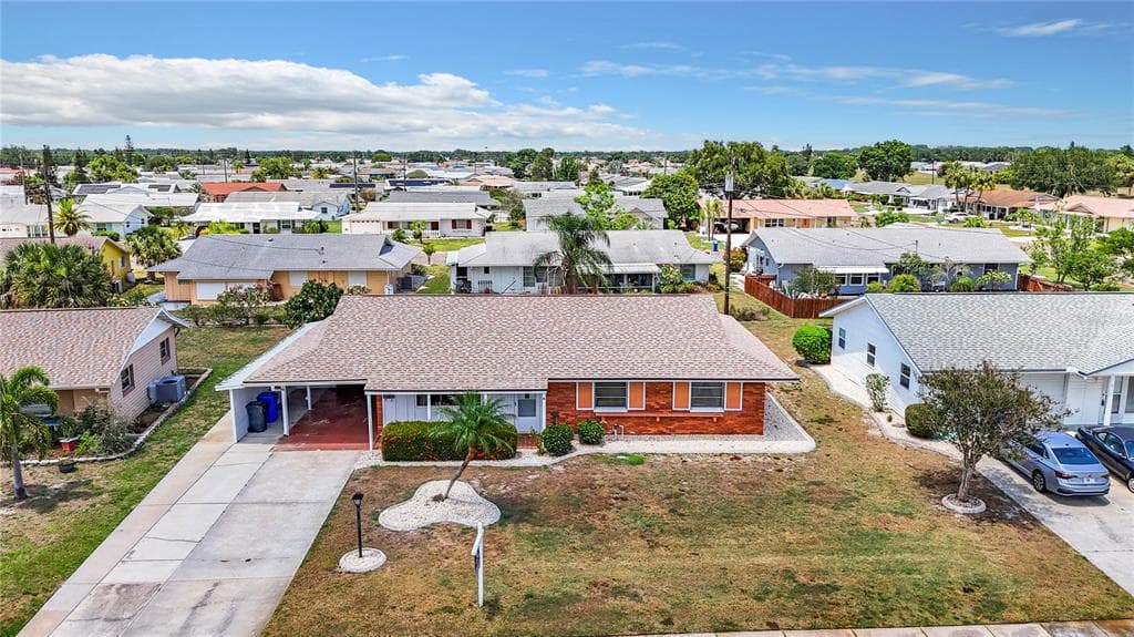 703 RIVIERA DRIVE SUN CITY CENTER, FL 33573