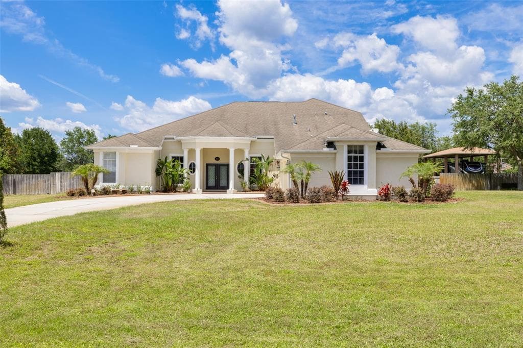 9430 SWIFT CREEK CIRCLE DOVER, FL 33527