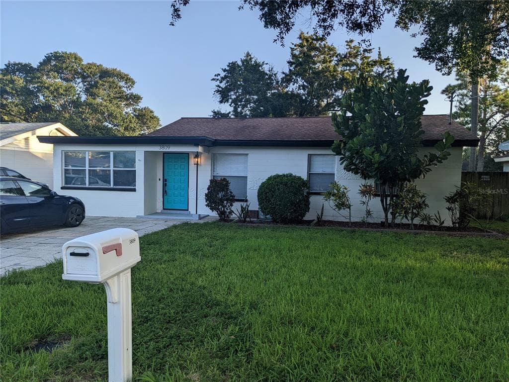 3809 W OKLAHOMA AVENUE TAMPA, FL 33616