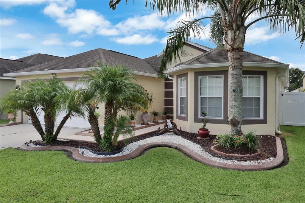 7131 CEDARCREST BOULEVARD LAKELAND, FL 33810