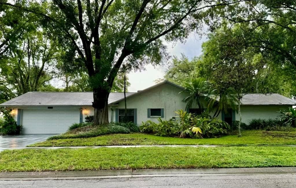 4608 GLENSIDE CIRCLE TAMPA, FL 33624