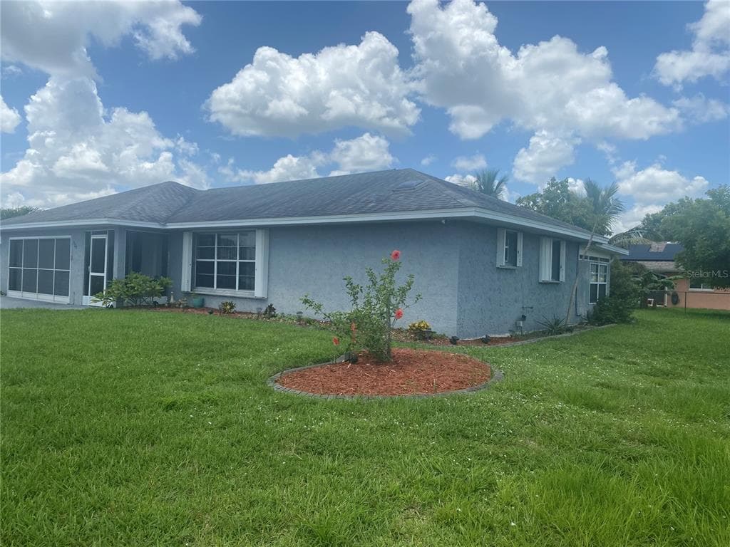507 LAYTON PLACE LEHIGH ACRES, FL 33936