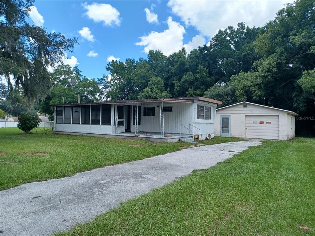 39237 10TH AVENUE ZEPHYRHILLS, FL 33542