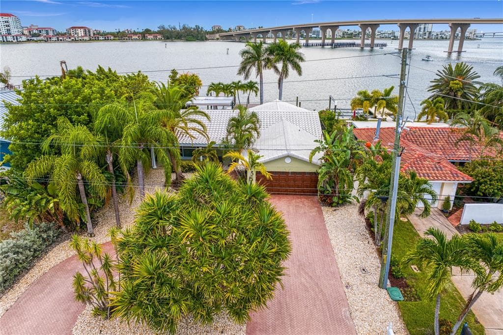 3516 BELLE VISTA DRIVE E ST PETE BEACH, FL 33706