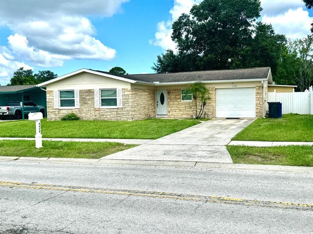 6428 SAWYER ROAD TAMPA, FL 33634