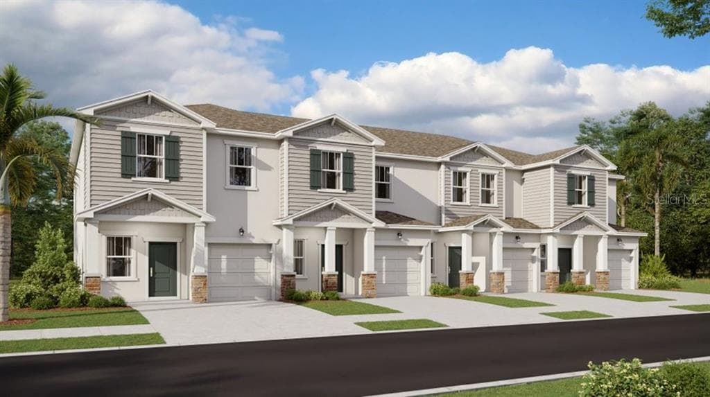 2473 SKYLINE LOOP KISSIMMEE, FL 34758