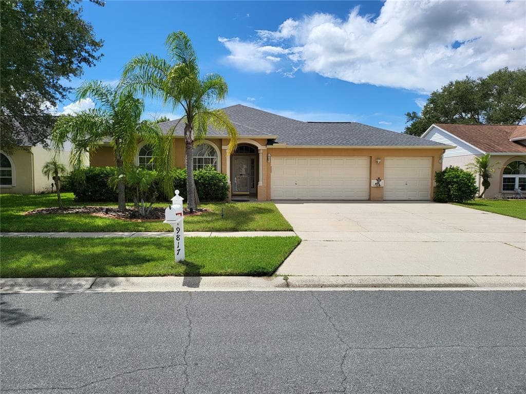 9817 LA VONDA STREET RIVERVIEW, FL 33569