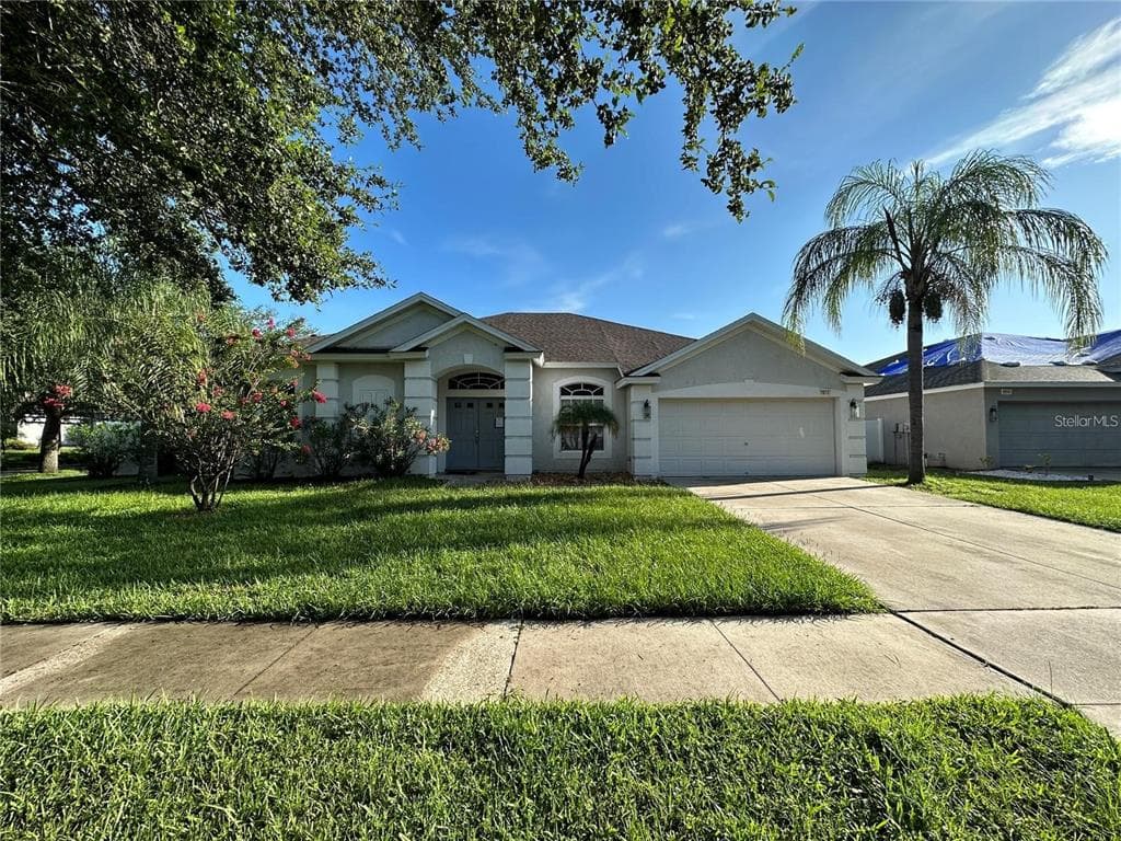 2012 HEARTLAND CIRCLE VALRICO, FL 33594