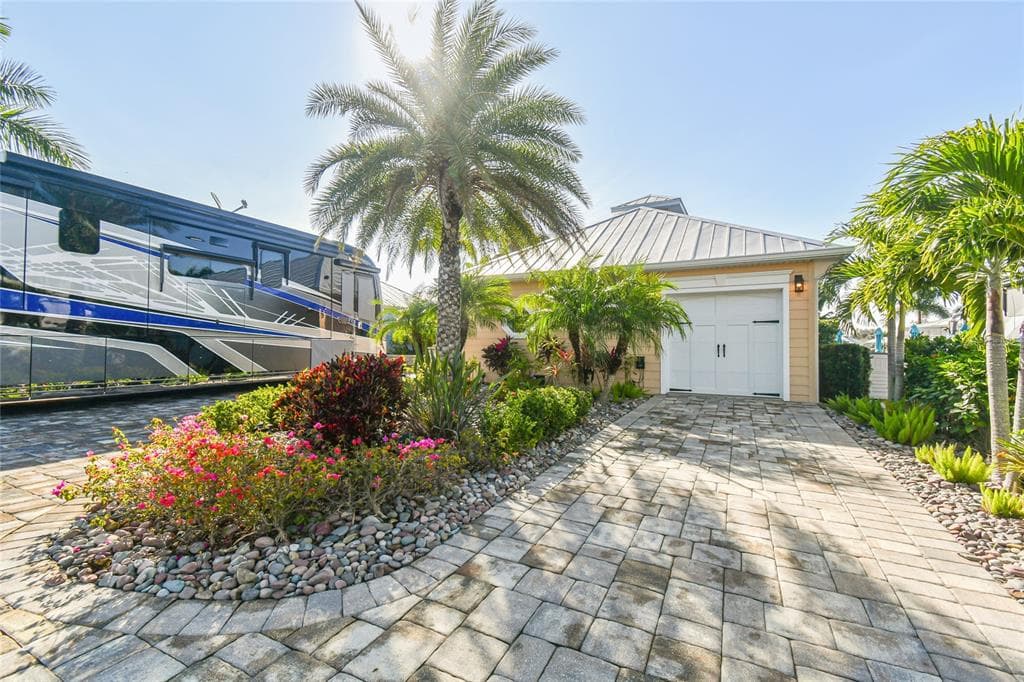 8323 SW SAND CRANE CIRCLE ARCADIA, FL 34269