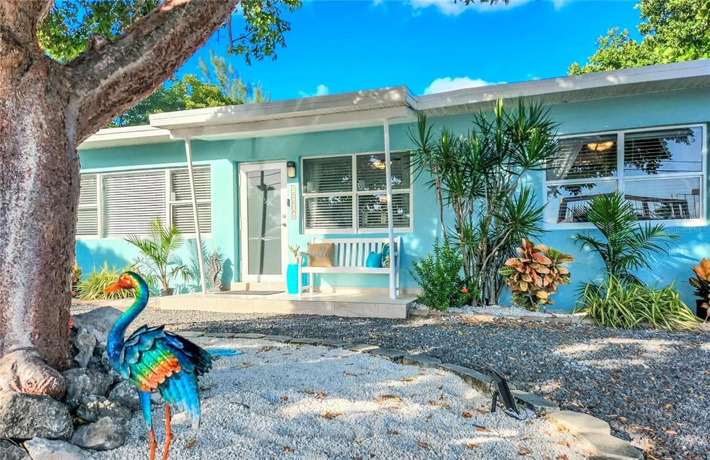 1516 HARBOR DRIVE MARATHON, FL 33050