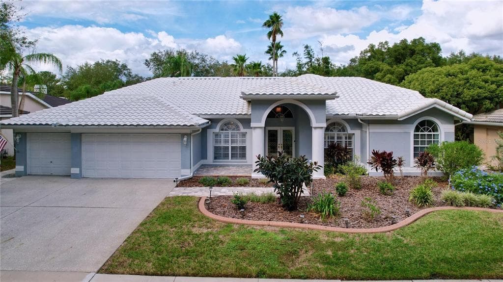 9359 WELLINGTON PARK CIRCLE TAMPA, FL 33647
