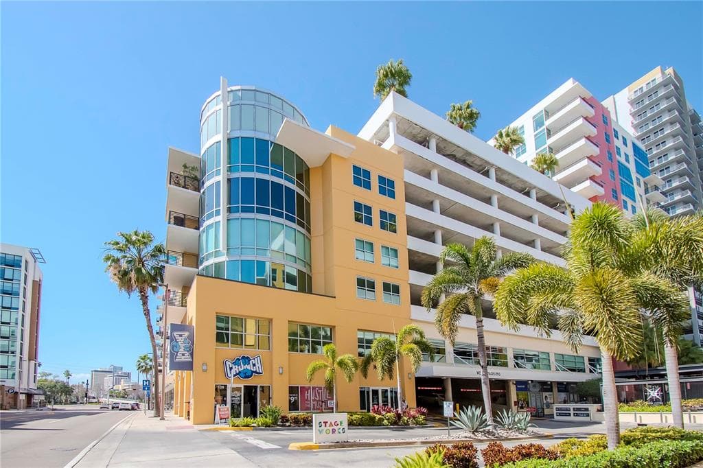 1120 E KENNEDY BOULEVARD UNIT 418 TAMPA, FL 33602