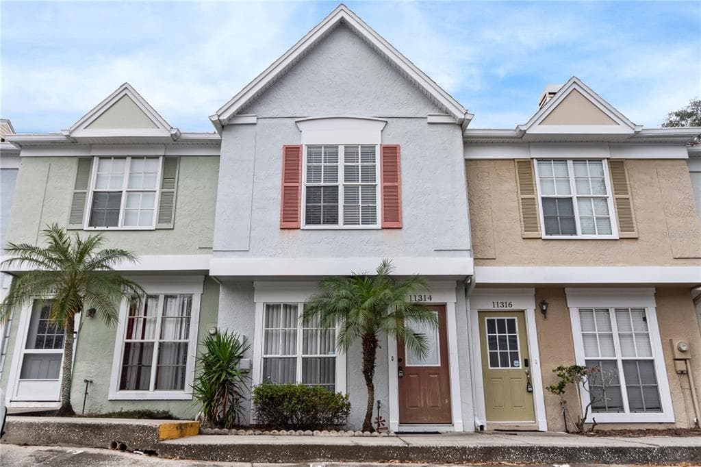 11314 GRANDVILLE DRIVE UNIT 11314 TEMPLE TERRACE, FL 33617