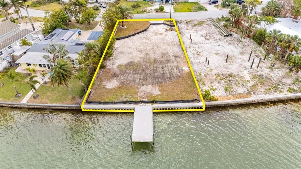 42 DOLPHIN DRIVE TREASURE ISLAND, FL 33706
