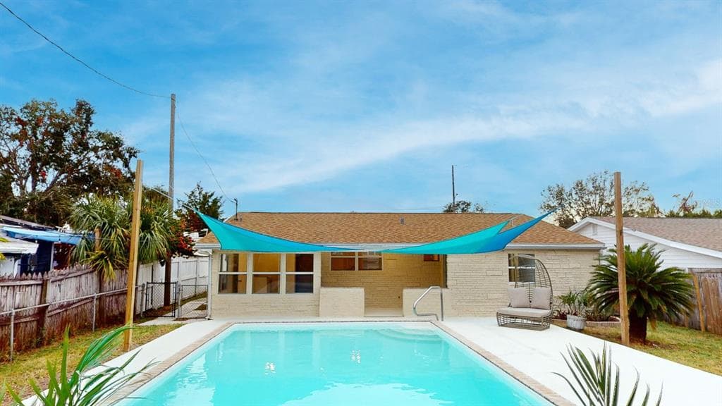 4221 58TH AVENUE N ST PETERSBURG, FL 33714