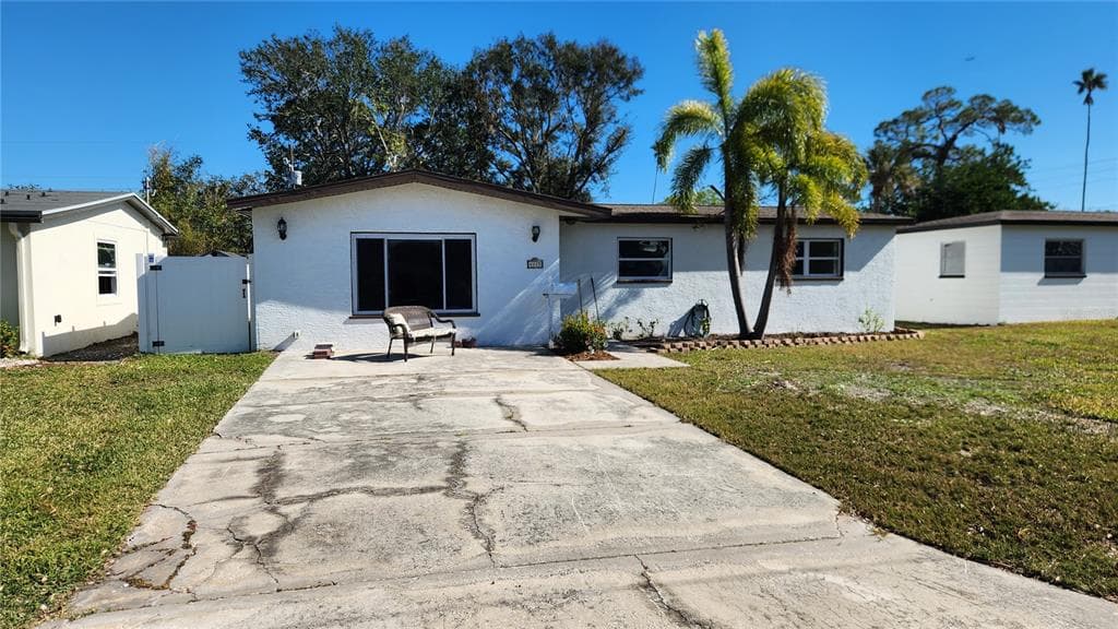 4119 HARRISBURG STREET NE ST PETERSBURG, FL 33703
