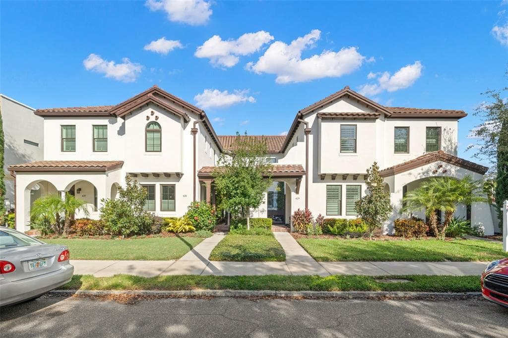 435 13TH AVENUE N ST PETERSBURG, FL 33701