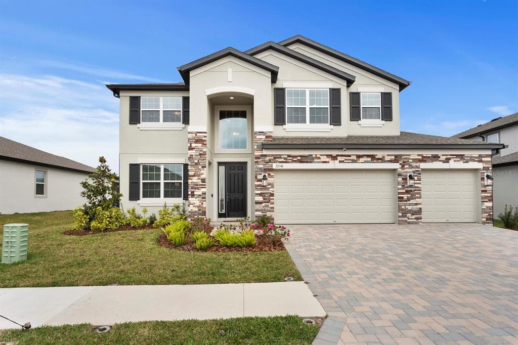 32346 SAPNA CHIME DRIVE WESLEY CHAPEL, FL 33545