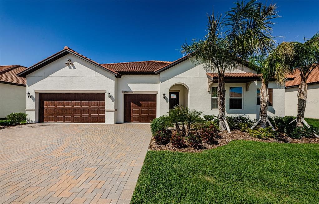 17105 STAR BANKS STREET WIMAUMA, FL 33598