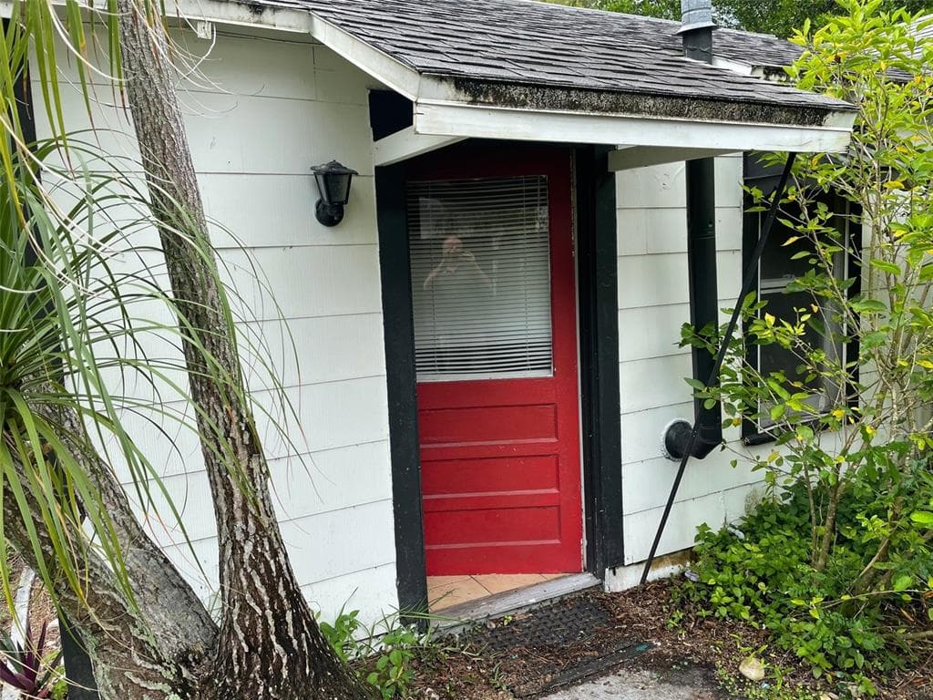 1648 27TH AVENUE N UNIT 1/2 ST PETERSBURG, FL 33713